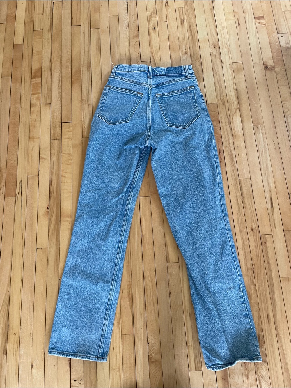 Abercrombie & Fitch Curve Love 90s Straight Ultra High Rise Jeans in size 26